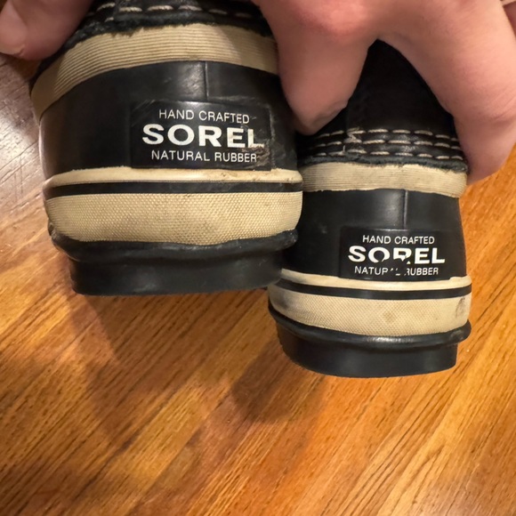 Sorel Joan of Arctic Faux Fur Waterproof Insulated Winter Boots size 6 - Picture 5 of 9